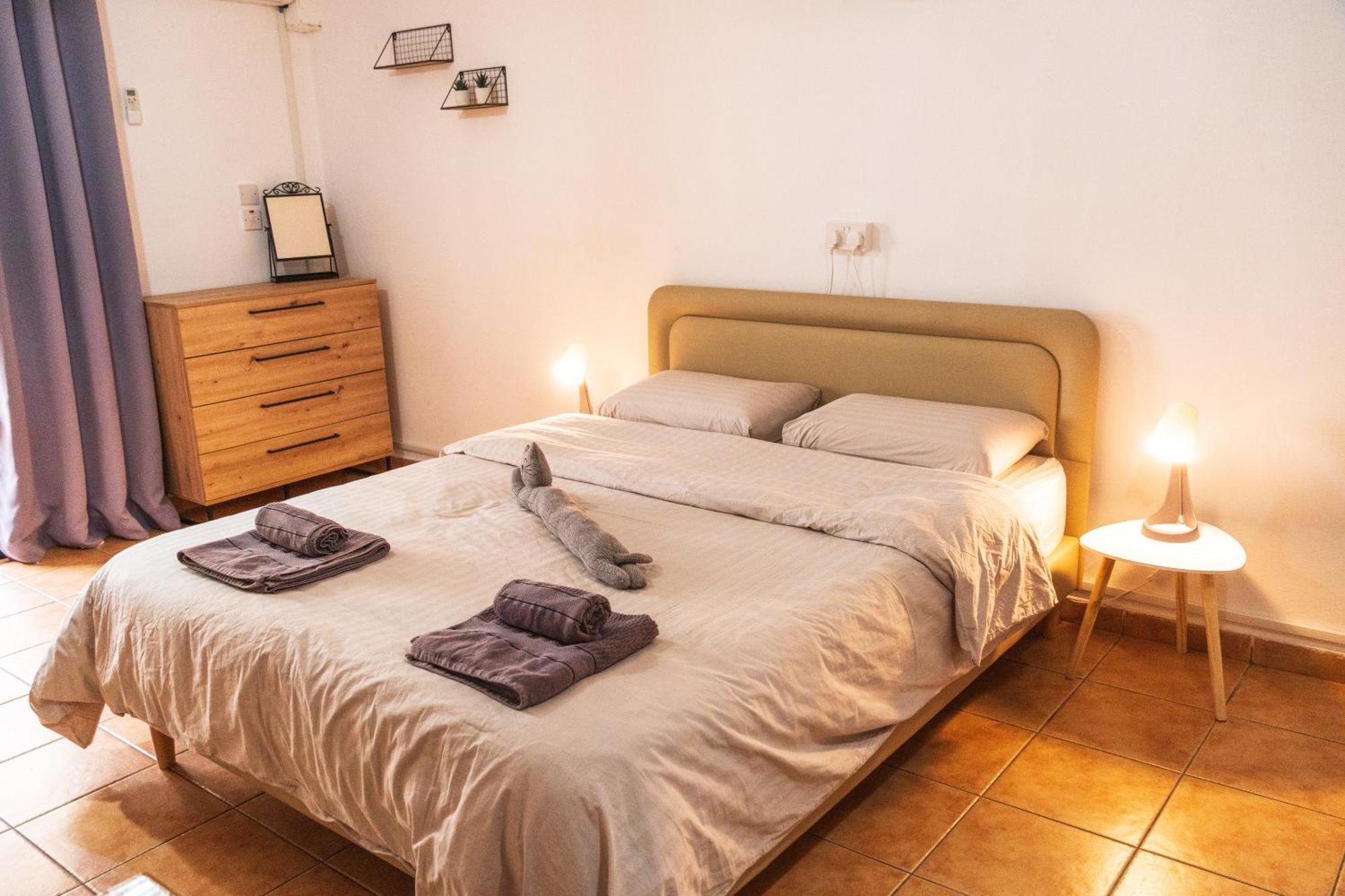 Nissus Urban Hostel Ajía Nápa Kültér fotó